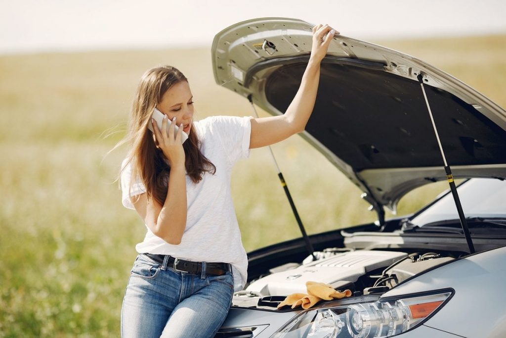 What Should You Keep in Your Car in Case of a Traffic Accident? 1 what to keep in your car in case of a traffic accident