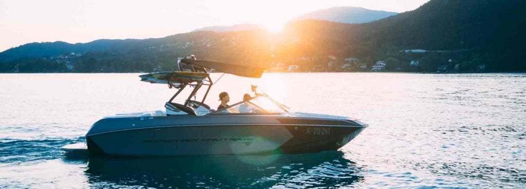 6 Boating Safety Tips You Need to Know to Avoid an Accident 1 6 Boating Safety Tips You Need to Know to Avoid an Accident