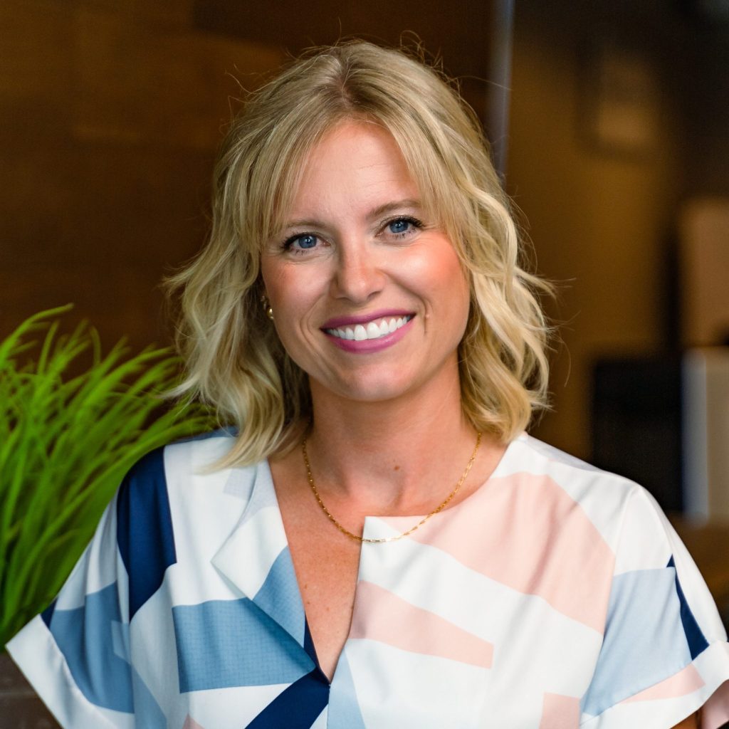 Jackie Dunnavant Paralegal Manager at TorHoerman Law Headshot