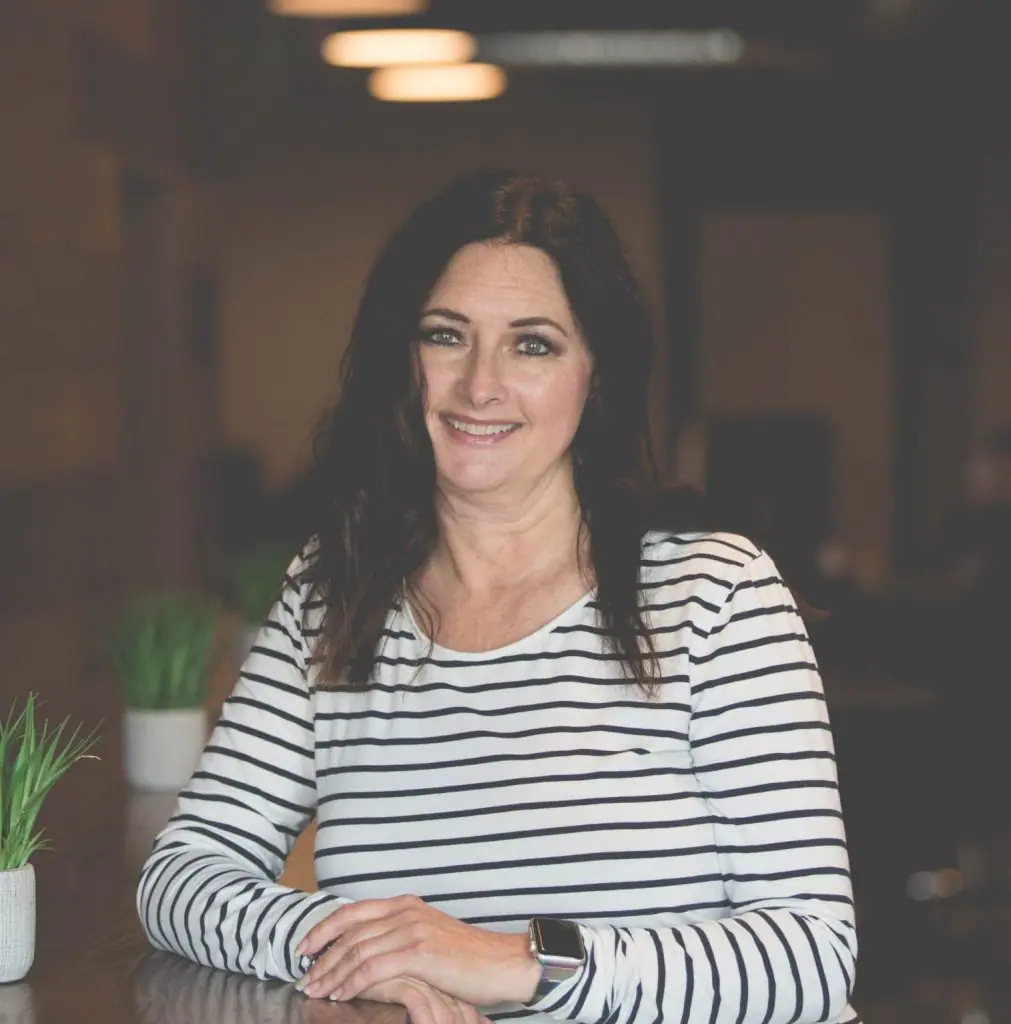 Kathy Ringering Executive Legal Assistant and Office Manager at TorHoerman Law Headshot